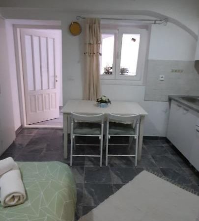Studio Apartman Centar Varazdin Bagian luar foto