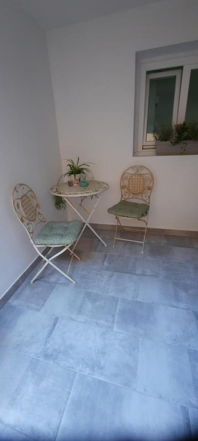 Studio Apartman Centar Varazdin Bagian luar foto